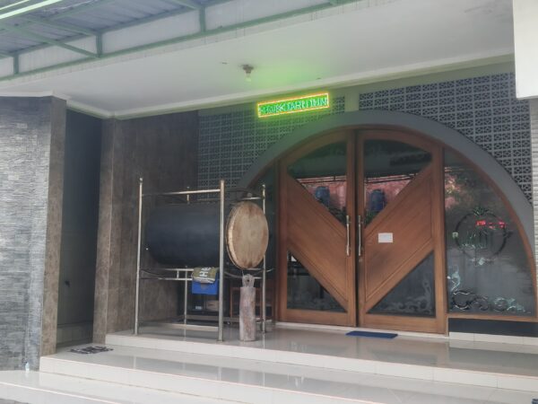 Foto Depan Masjid